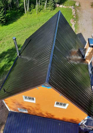 Peinture de toiture de tôle résidentiel Joliette